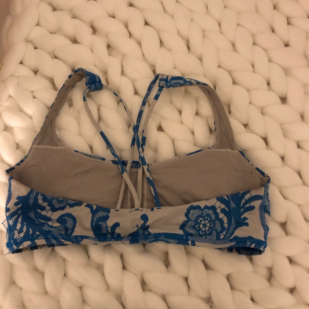 Lululemon bra - Picture 2 of 2